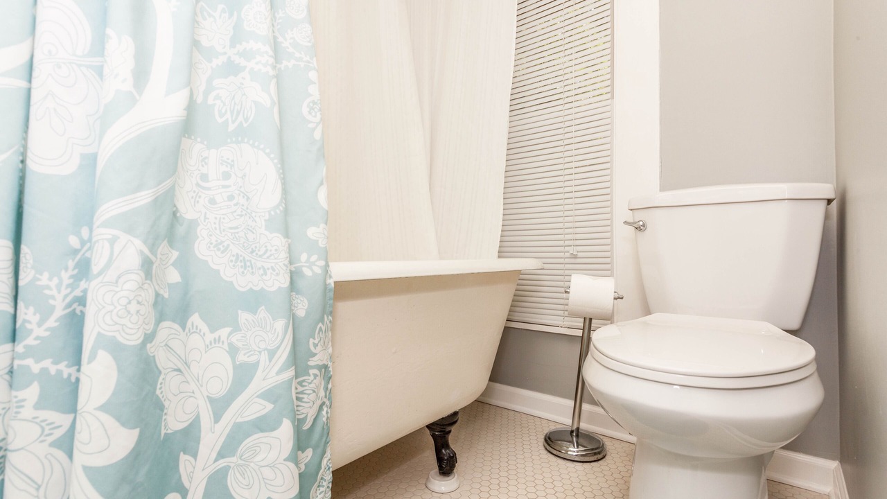 Photo of Bathroom in Hyde Park