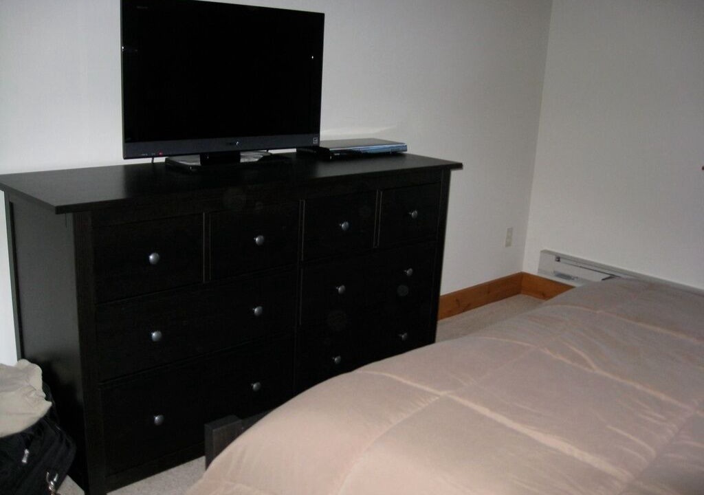 Photo of Bedroom in Lakeside