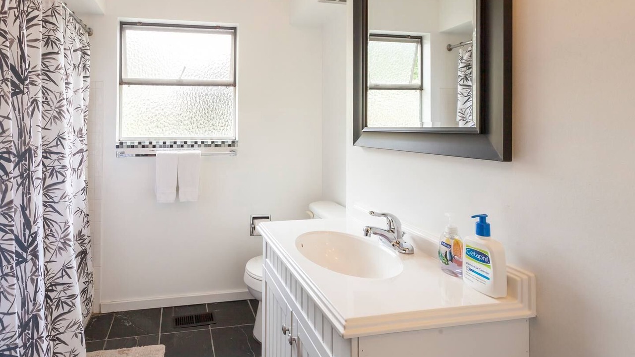 Photo of Bathroom in Bryn Mawr-Skyway