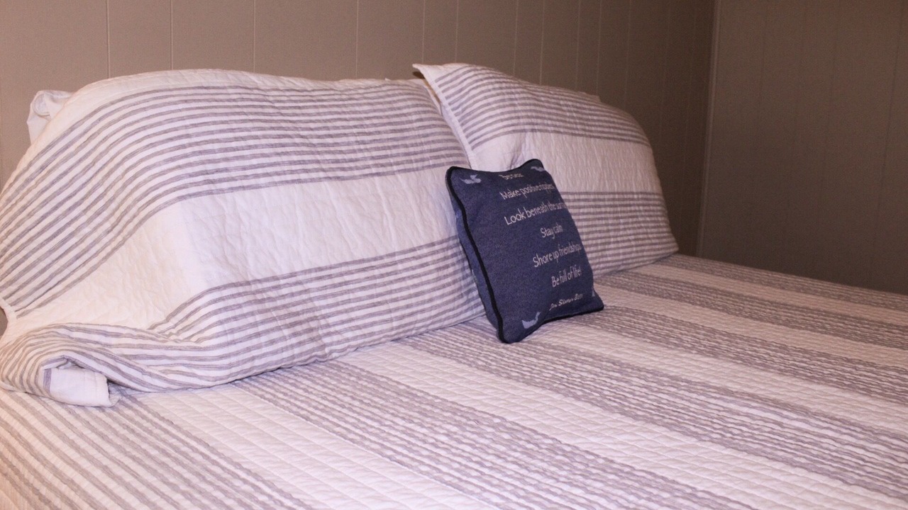 Photo of Bedroom in Mid America