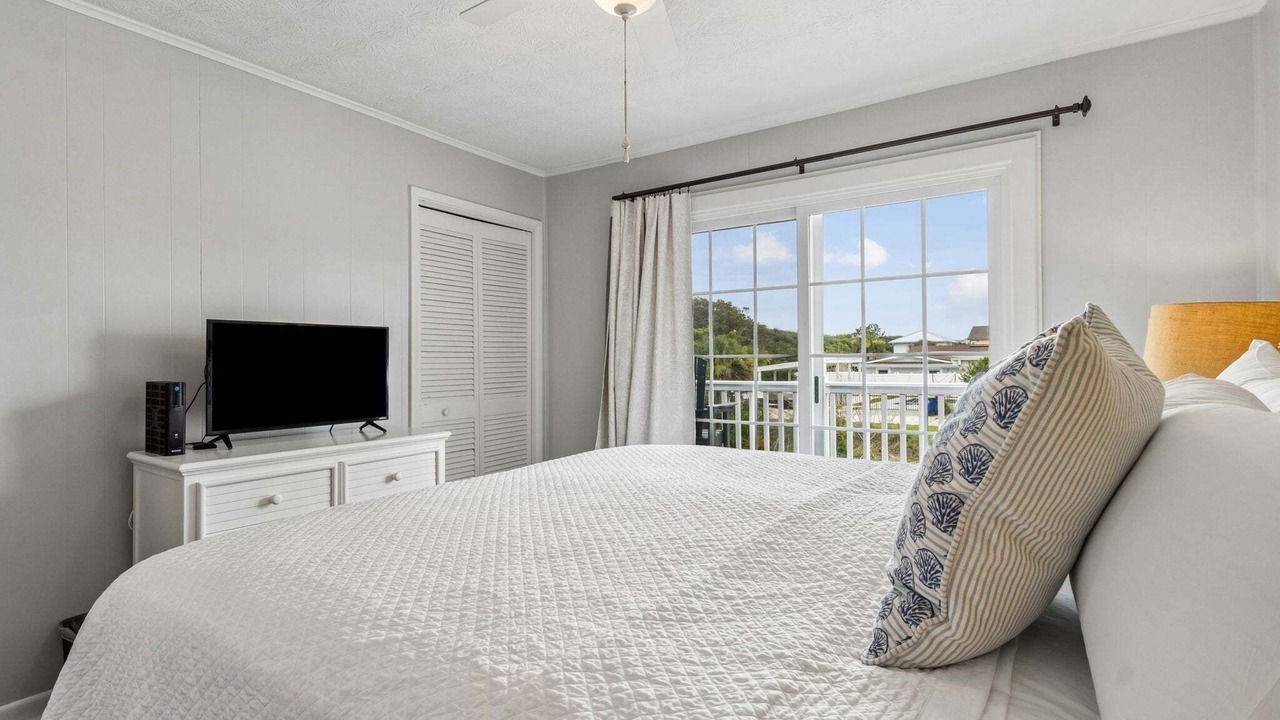 Photo of Bedroom in Ocean Cay