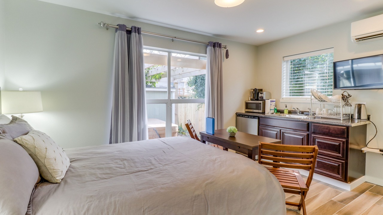Photo of Bedroom in Mercer Island