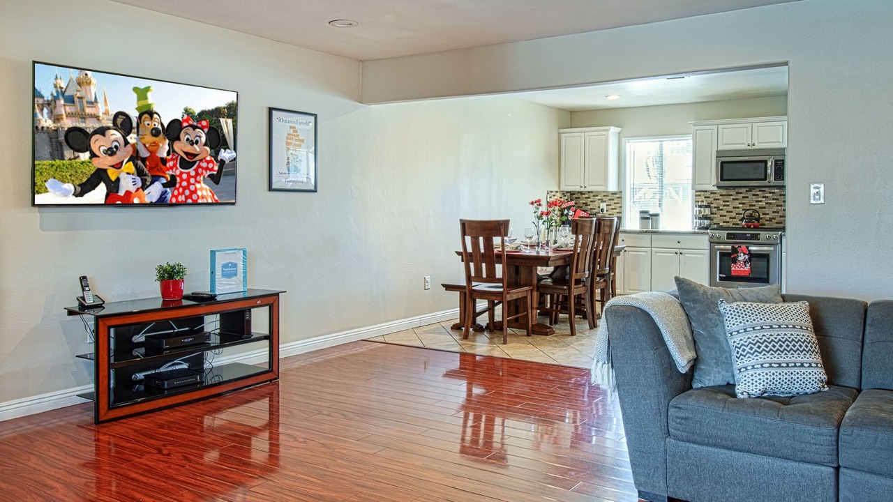 Photo of Livingroom in Hermosa Village