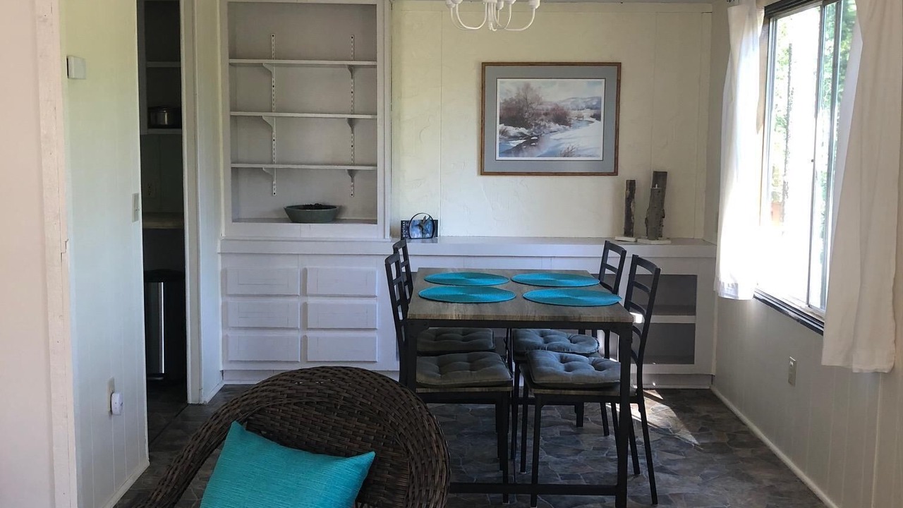 Photo of Livingroom in West Glacier