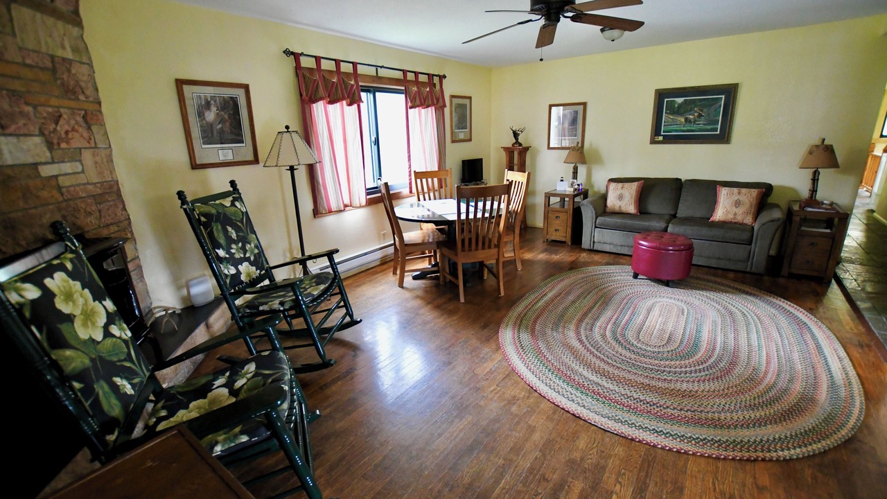 Photo of Livingroom in Gardiner
