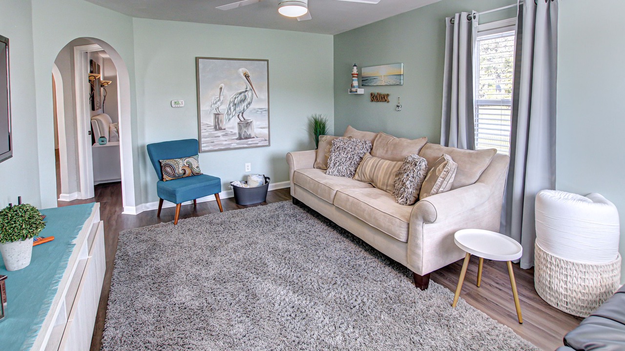 Photo of Livingroom in Port Clinton