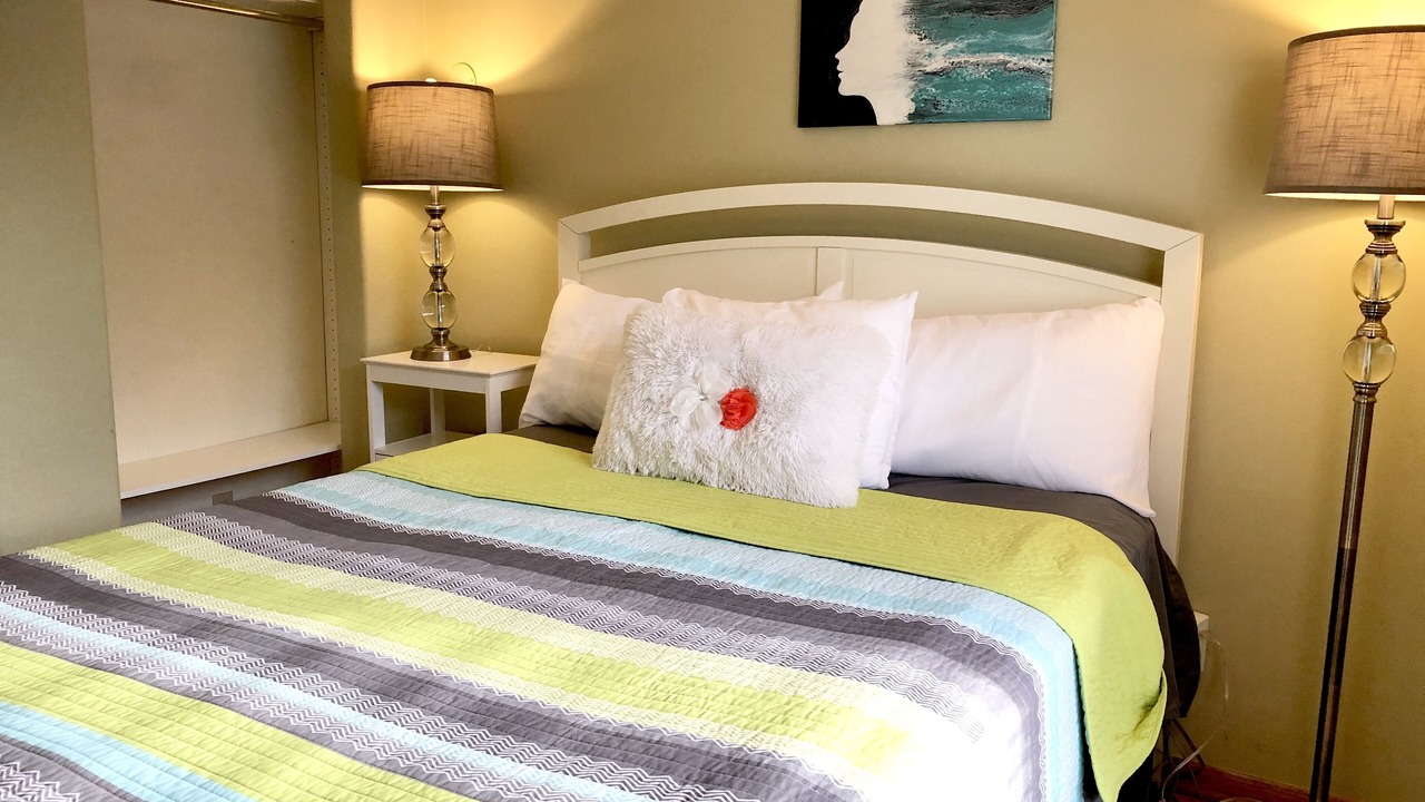Photo of Bedroom in Loon Lake