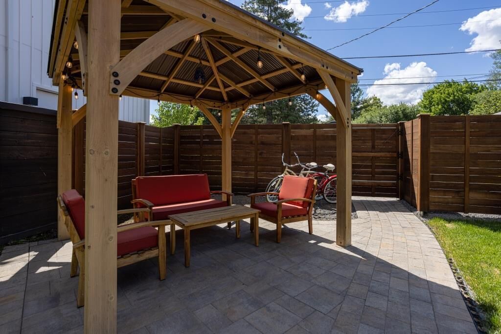 Photo of Outdoor in River West
