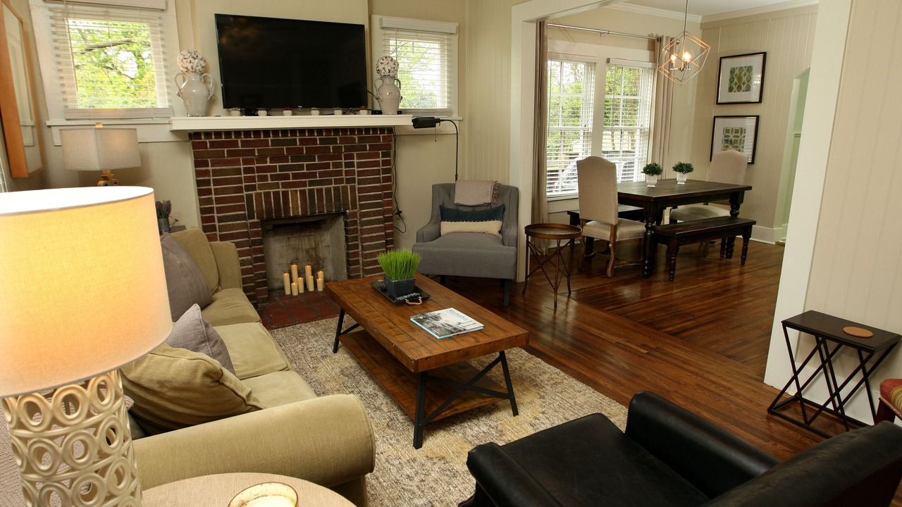 Photo of Livingroom in Lenox