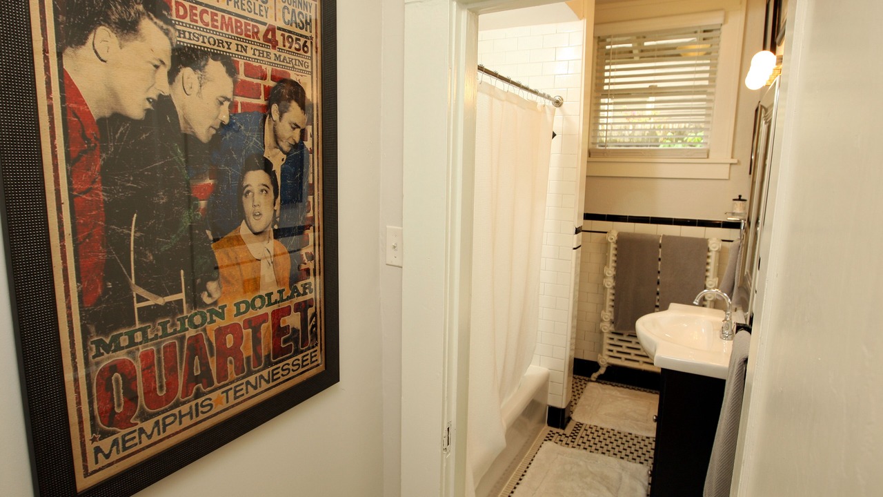 Photo of Bathroom in Lenox
