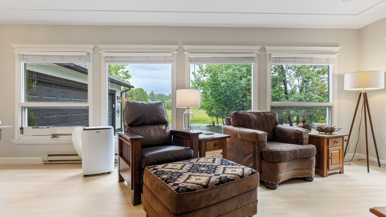 Photo of Livingroom in Columbia Falls