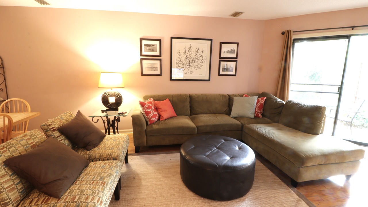 Photo of Livingroom in Saint Simons Island