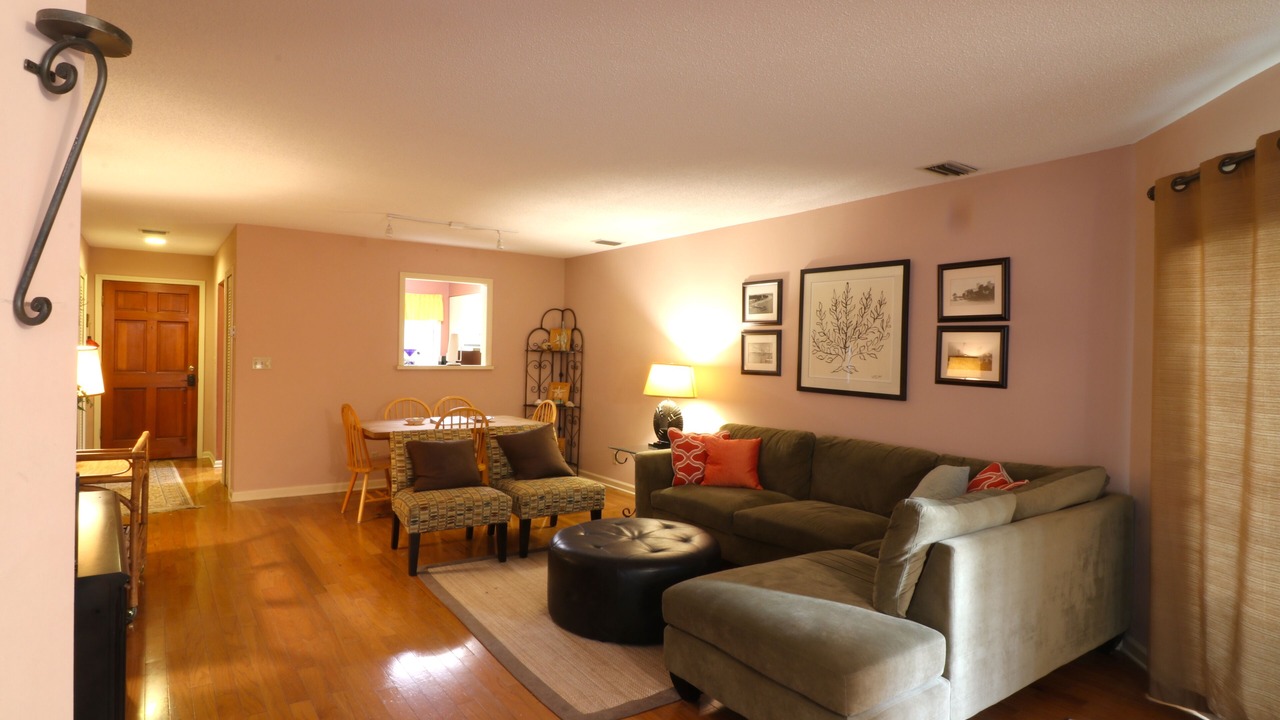 Photo of Livingroom in Saint Simons Island