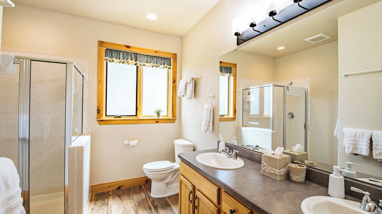Photo of Bathroom in Red Lodge