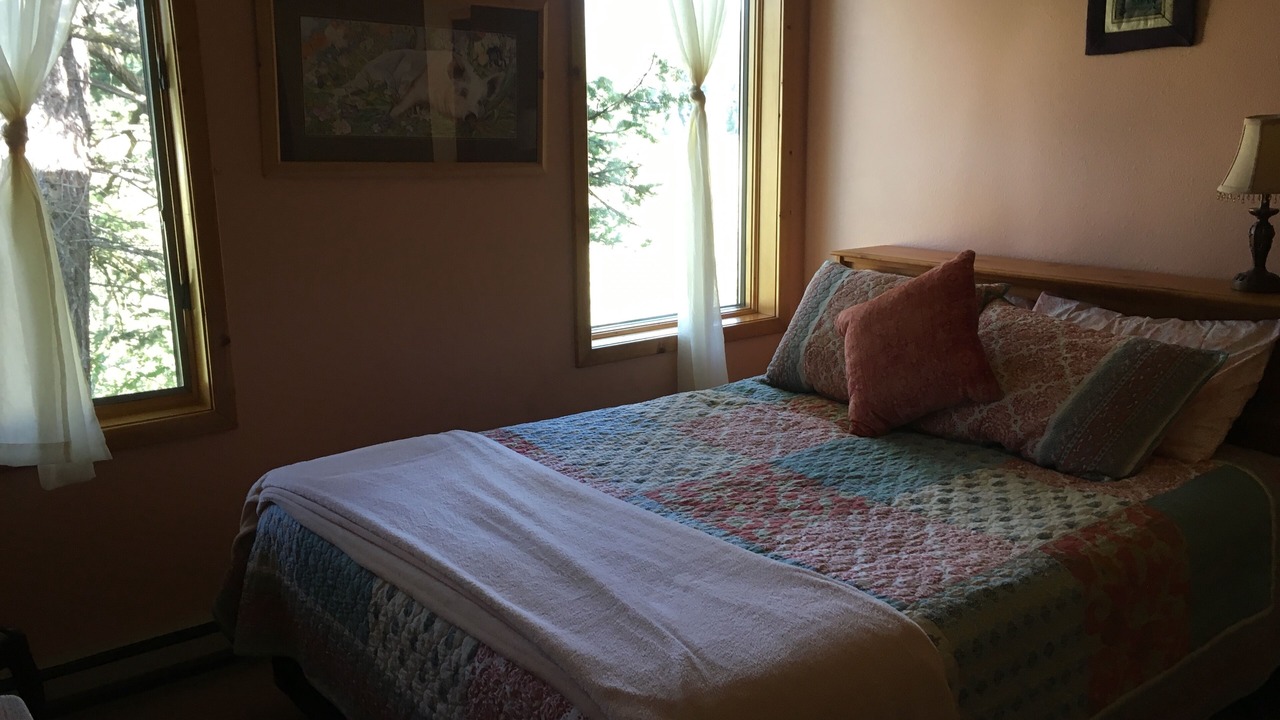 Photo of Bedroom in Martin City