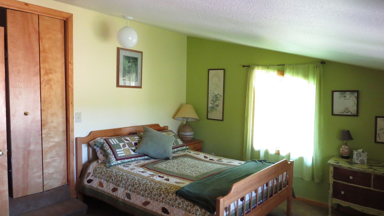 Photo of Bedroom in Martin City