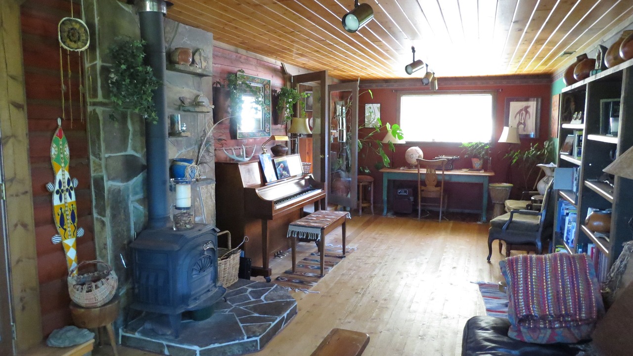 Photo of Livingroom in Martin City