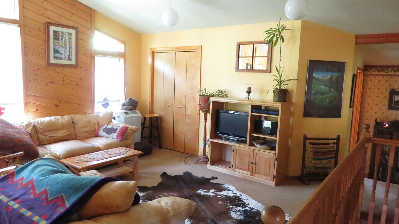 Photo of Livingroom in Martin City