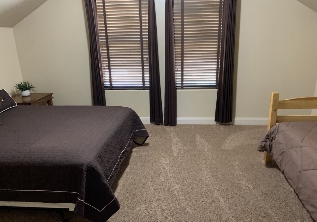 Photo of Bedroom in Hurricane