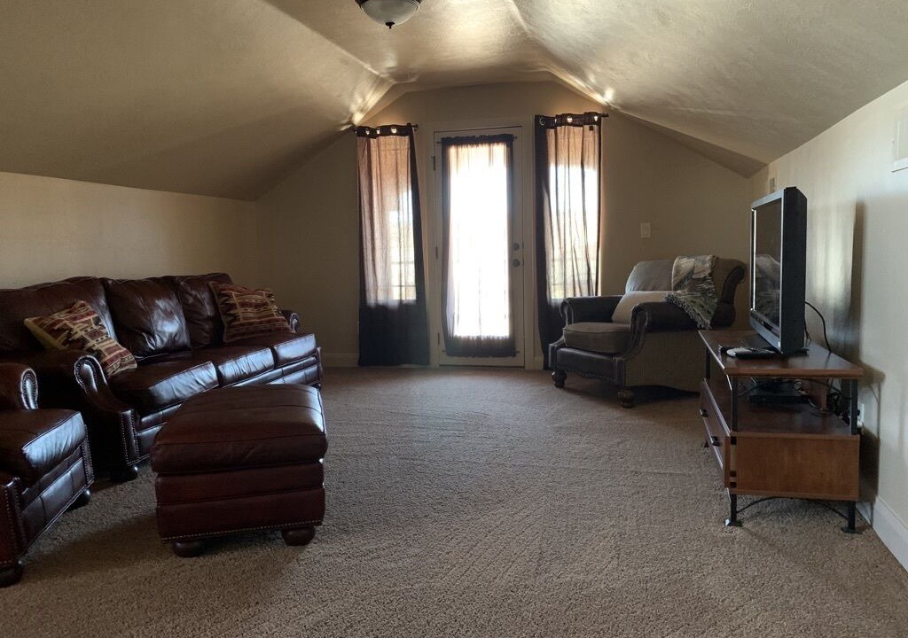 Photo of Livingroom in Hurricane
