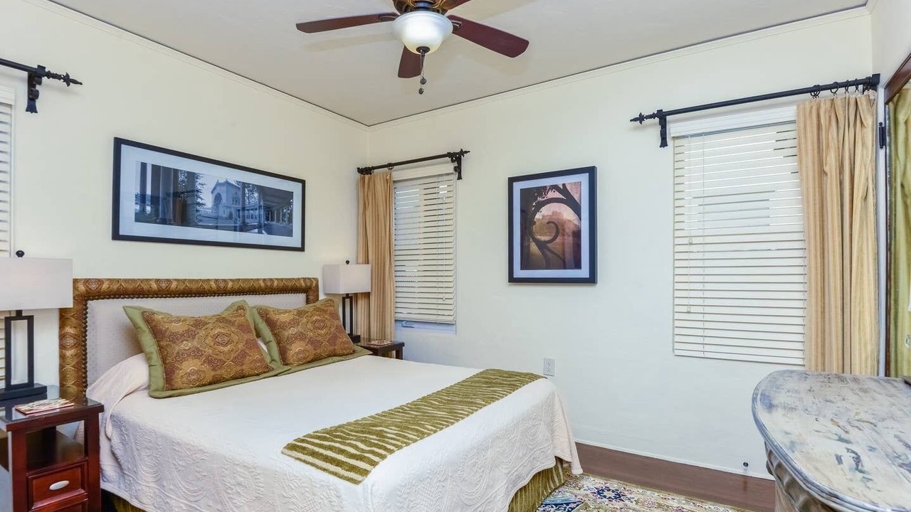 Photo of Bedroom in Park West