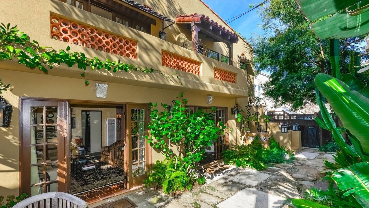 Photo of Outdoor in Park West