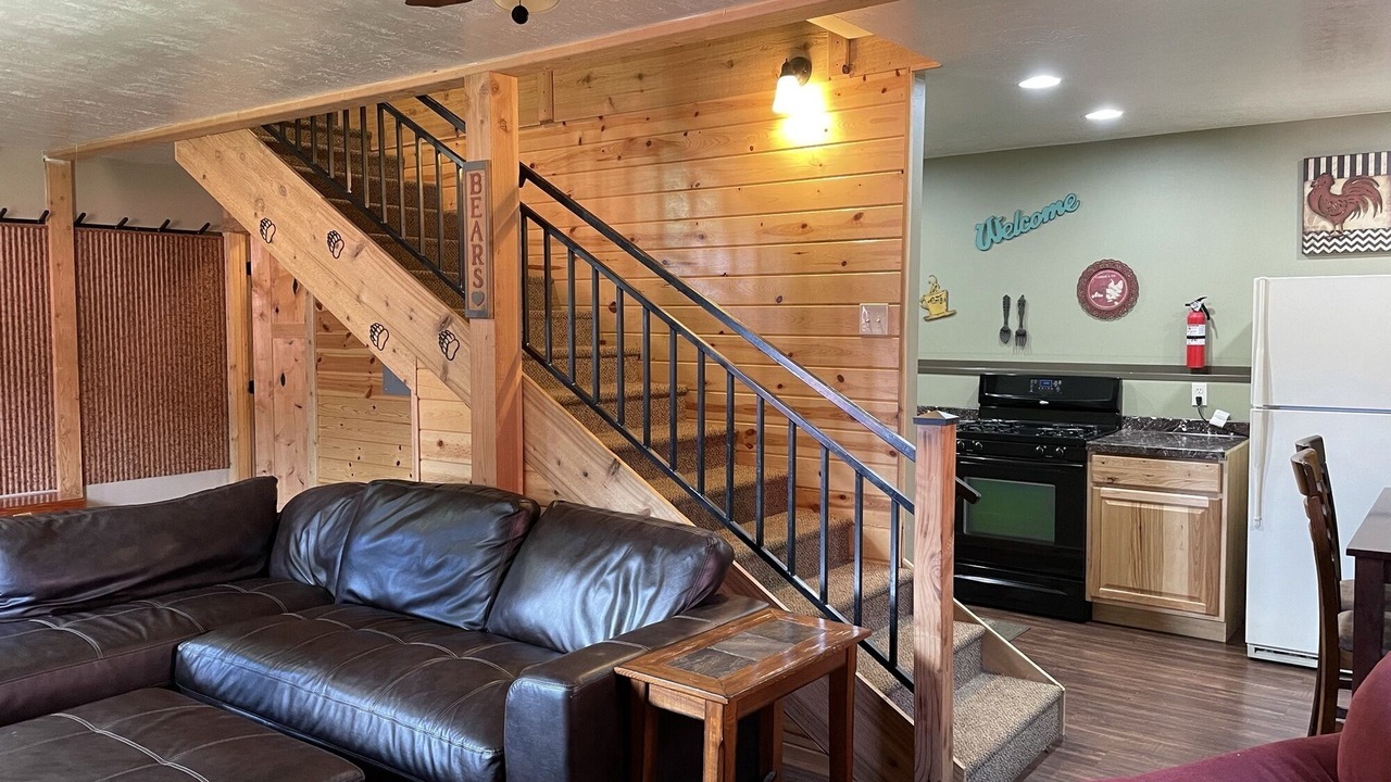 Photo of Bedroom in Cooke City-Silver Gate