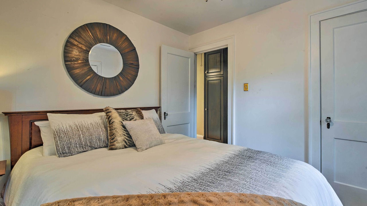 Photo of Bedroom in Shawanese