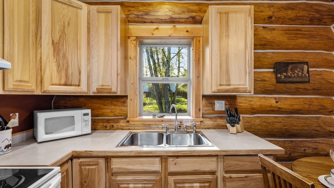 Photo of Kitchen in West Glacier
