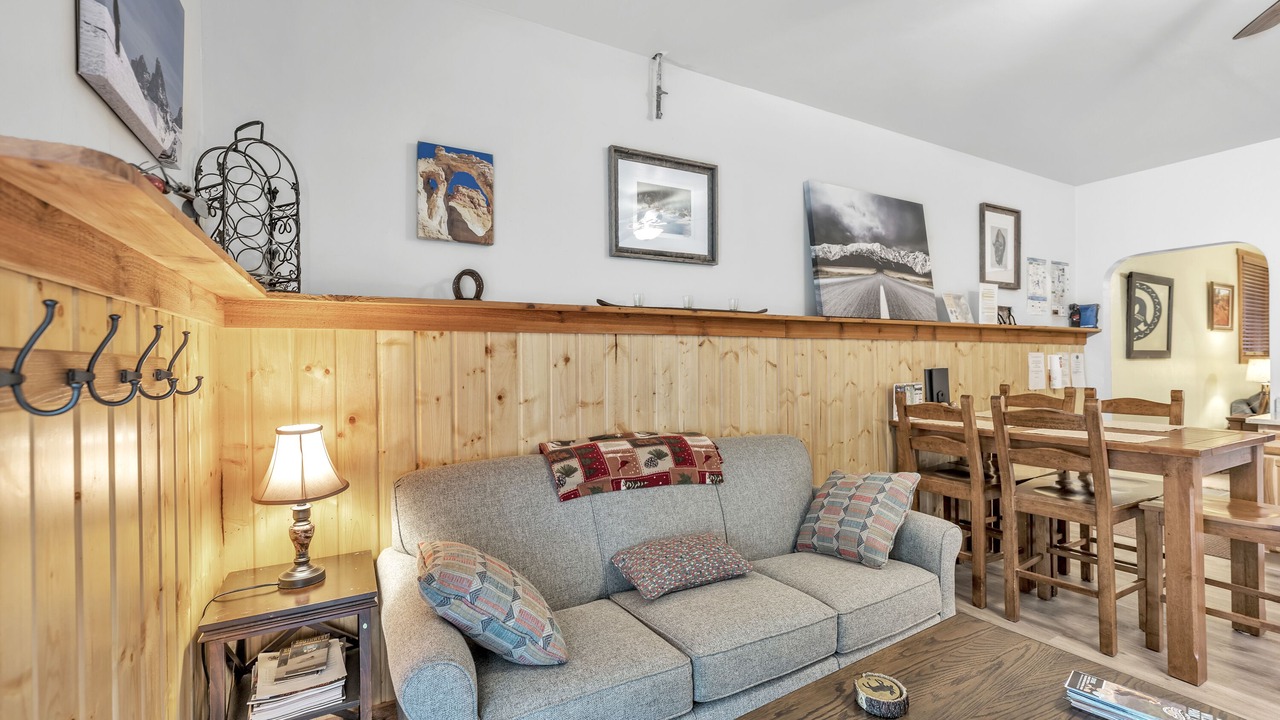 Photo of Livingroom in Star Valley Ranch