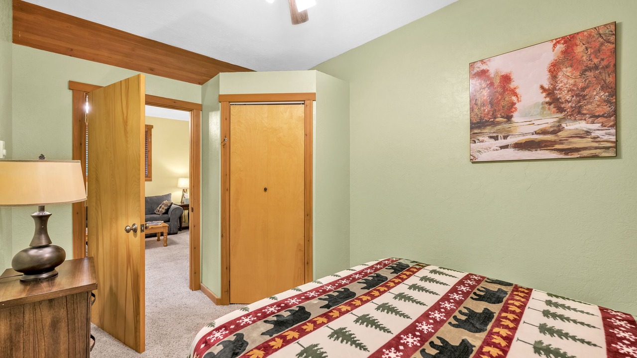 Photo of Bedroom in Star Valley Ranch