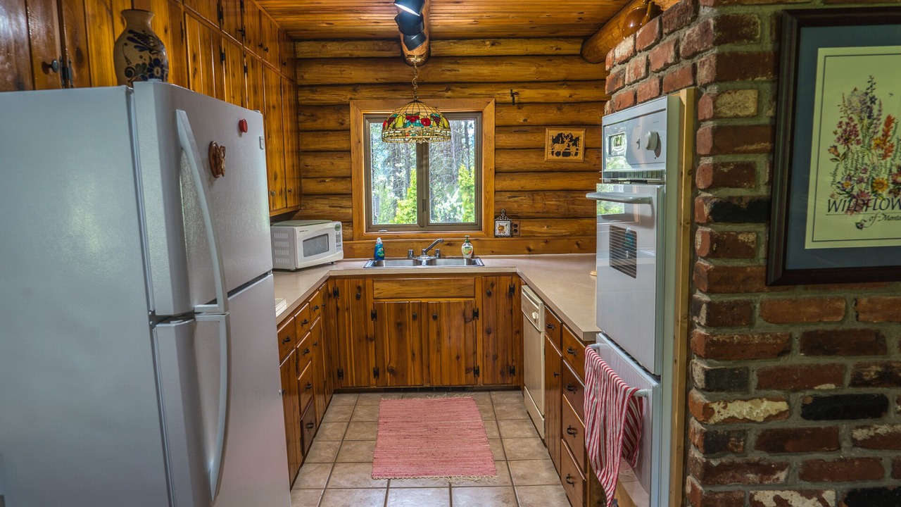 Photo of Kitchen in Condon