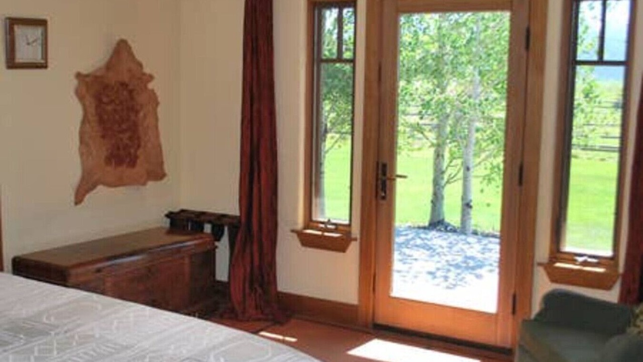 Photo of Bedroom in Clawson