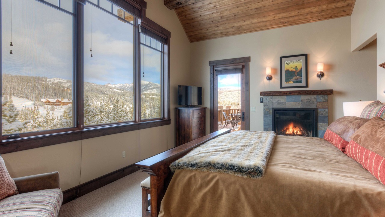 Photo of Livingroom in Big Sky