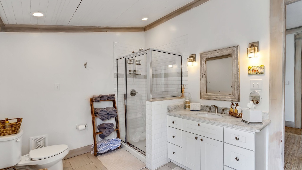 Photo of Bathroom in Bay St Louis