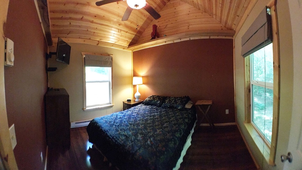 Photo of Bedroom in Glouster