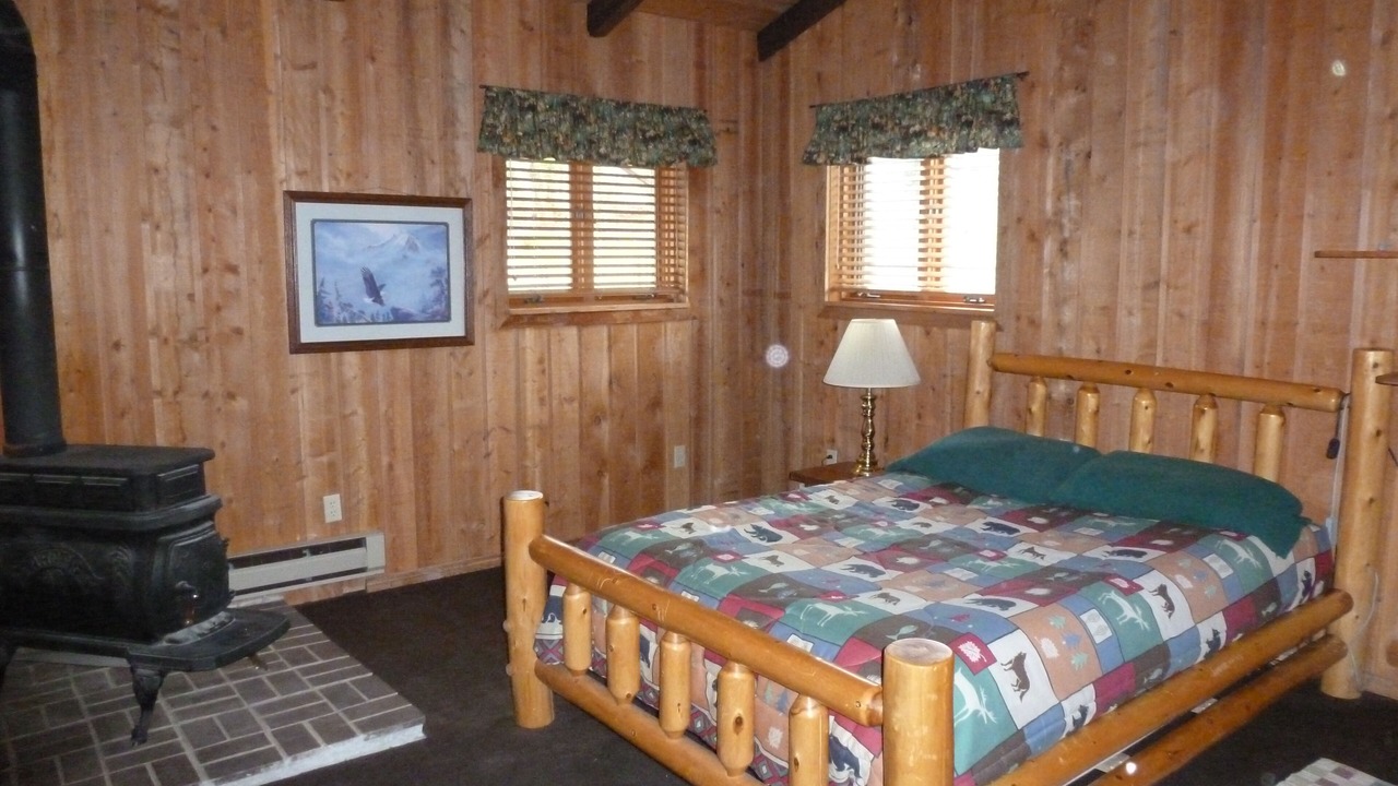 Photo of Bedroom in Divide