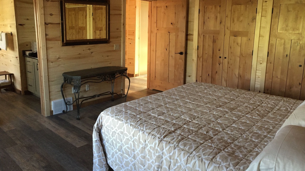 Photo of Bedroom in Garden City