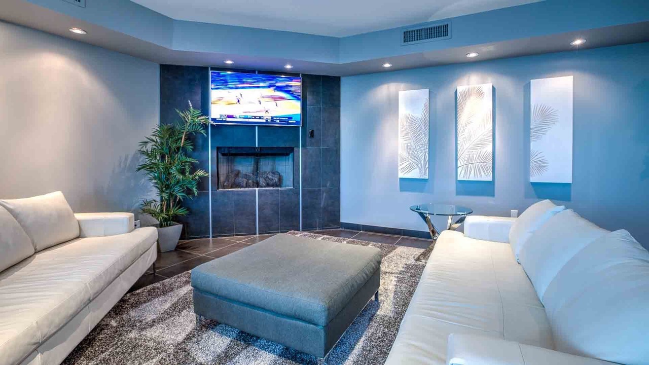 Photo of Livingroom in Red Rock North
