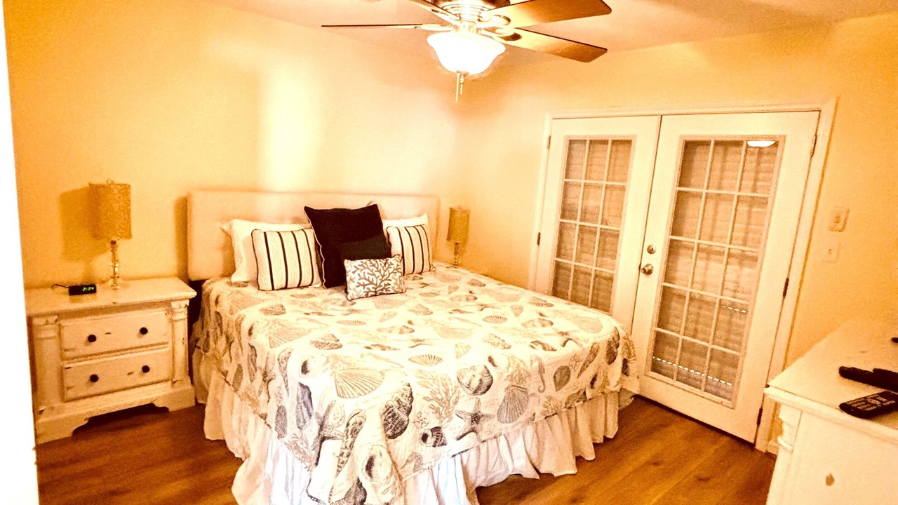 Photo of Bedroom in Galveston