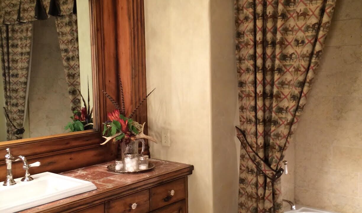 Photo of Bathroom in Finley Point