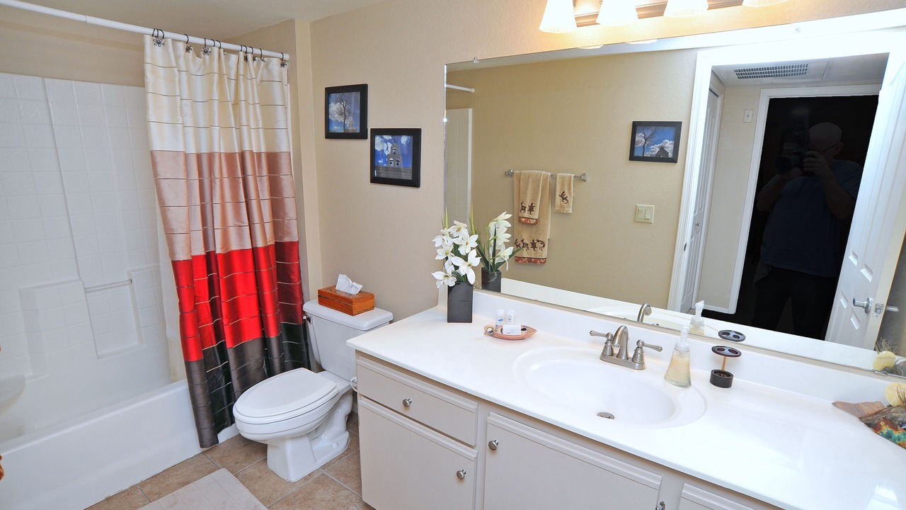 Photo of Bathroom in Sunrise Mountain View Estates