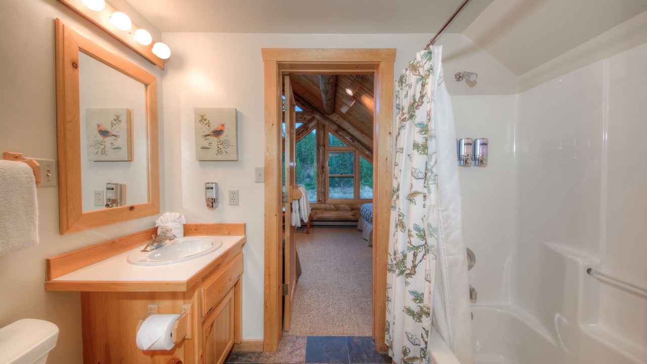 Photo of Bathroom in Gallatin Gateway