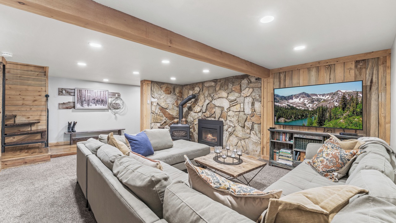 Photo of Livingroom in Sundance