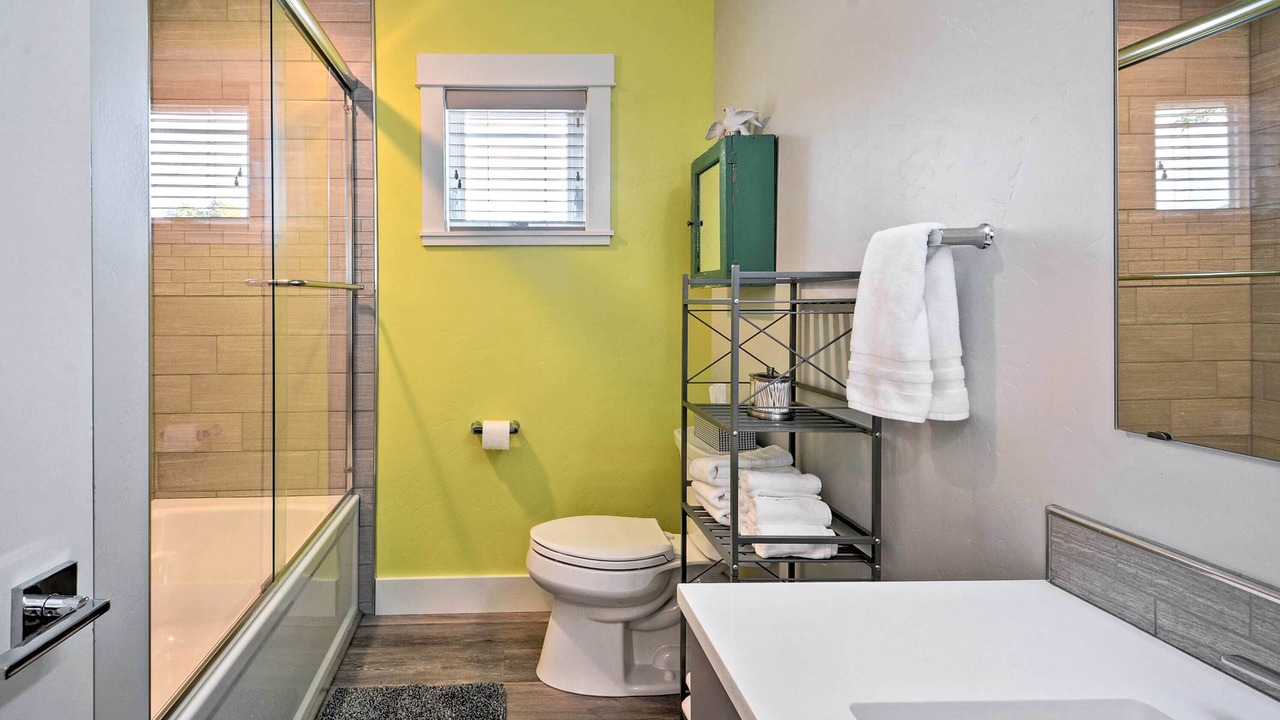 Photo of Bathroom in Franklin to the Fort