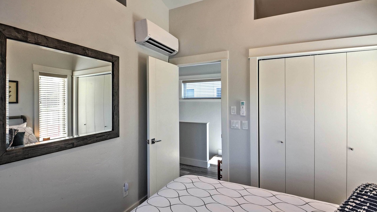 Photo of Bedroom in Franklin to the Fort
