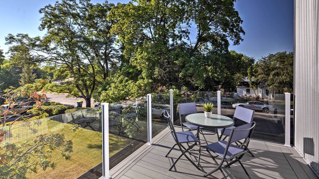 Photo of Patio Balcony in Franklin to the Fort
