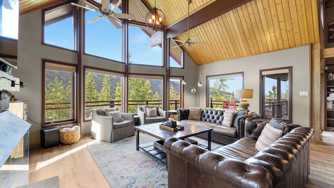Photo of Livingroom in Whitefish