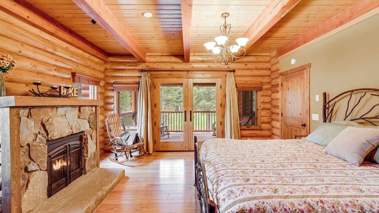 Photo of Livingroom in Whitefish