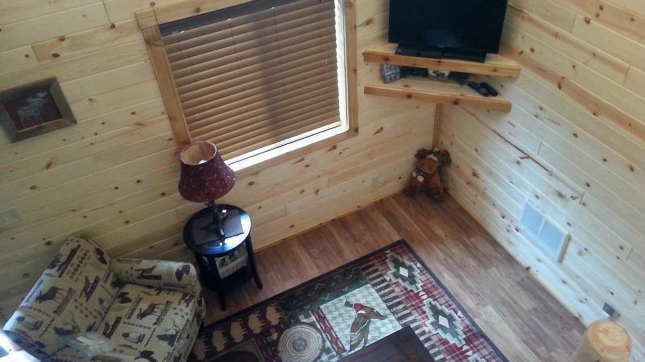 Photo of Bedroom in Island Park